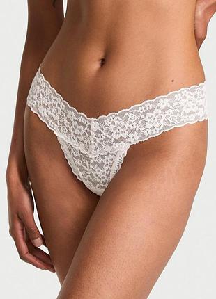 Жіночі трусики victoria's secret (2665926311) lace thong xs білі