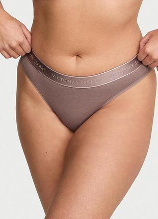 Жіночі трусики victoria's secret (26455985951) logo cotton thong xs коричневі