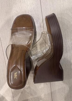 Босоніжки zara