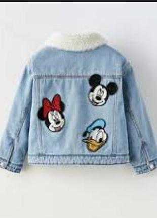 Дитяча утеплена джинсова куртка zara з колекції disney (minnie mouse).