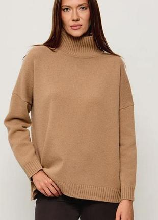 Оверсайз светер премиум-сегмента weekend max mara