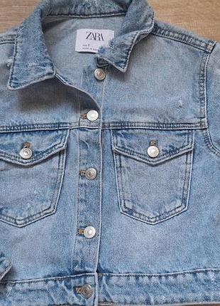 Дитяча джинсова куртка від бренду zara