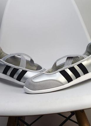 Шкіряні  adidas barreda  в кольорах кросівки-балетки під замолення