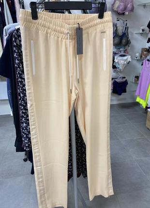 Жіночі брюки calvin klein