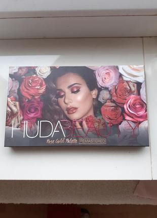 Оригінал палетка тіней huda beauty rose gold remastered2 фото