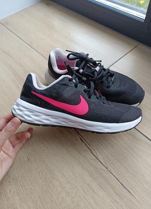 Кроссовки nike 34 р