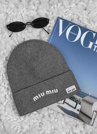 Женская шапка miu miu grey вт0570