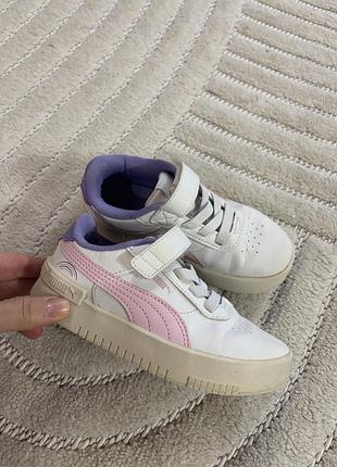 Дитячі білі кросівки puma