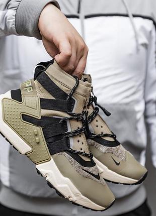 Стильные кроссовки nike air huarache grip olive