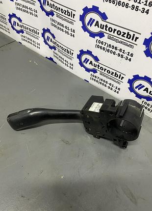 Перемикач поворотів passat b5, golf 4, bora (8l0953513g)