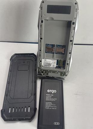 Кнопочний телефон ergo e283 3
