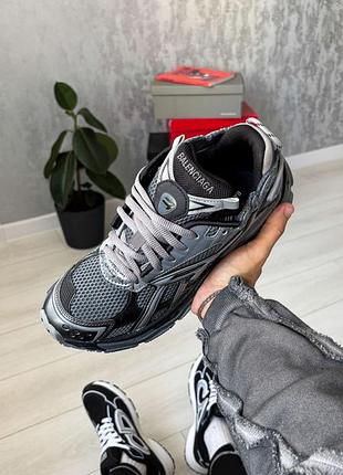 Balenciaga runner grey