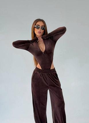 Костюм велюровый шоколадный