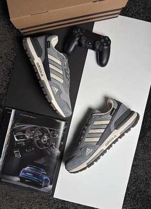 Чоловічі кросівки adidas zx 700 c light grey black