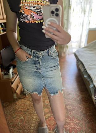 💙 джинсова спідниця g perfect jeans by gina tricot. стильна спідниця зі світло-блакитного деніму. розмір за біркою: 36 (s) колір: світло-блакитний.