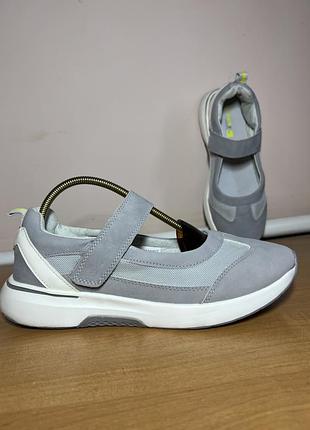 Жіночі спортивні туфлі walkx 40 розмір