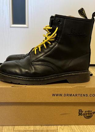 Чоботи dr.martens