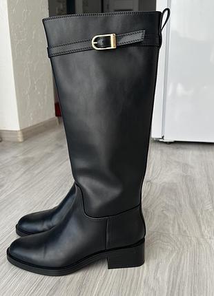 Жокейські чоботи zara з пряжкою