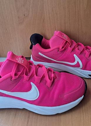 Оригінальні кросівки nike р33