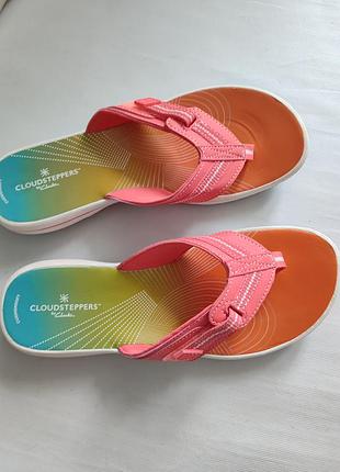 Шлепки шлепанцы вьетнамки  clarks