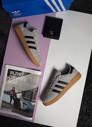 Жіночі кросівки adidas bermuda light grey black