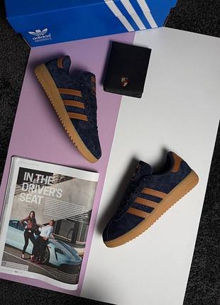 Жіночі кросівки adidas bermuda dark navy caramel