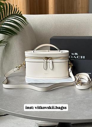 Сумочка trail bag white/gold🤍