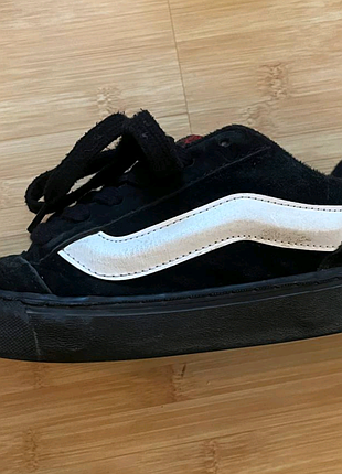Vans knu skool