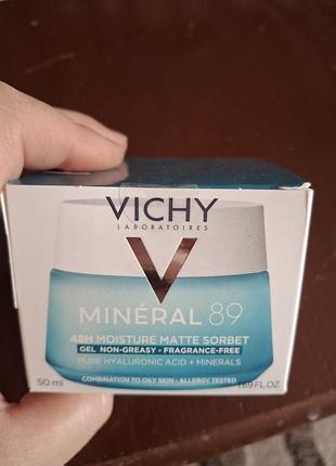 Гель-сорбет для обличчя vichy mineral89 для жирної та комбінованої шкіри.
48 годин зволоження.
виріб повністю новий,контроль відкриття не пошкоджений.
