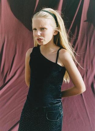 Бархатное асимметричное боди zara с розой (13–14 лет) состояние нового!