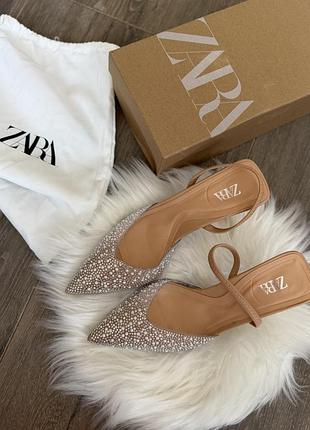 Босоніжки туфлі zara