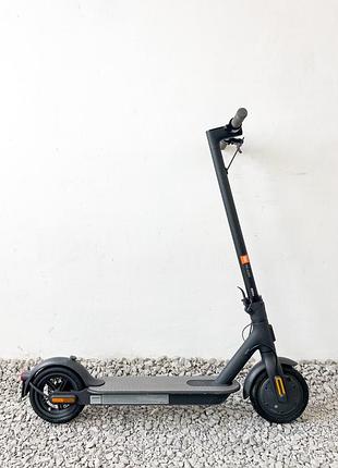 Самокат xiaomi mi electric scooter essential