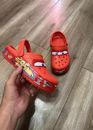 Підліткові/дитячі або жіночі капці crocs disney/pixar cars
