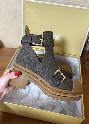 Черевики michael kors 36 розмір