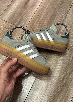 Жіночі або підліткові кросівки adidas gazelle bold w