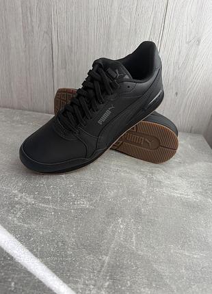 Кросівки чоловічі шкіряні st runner v3 44 та 45