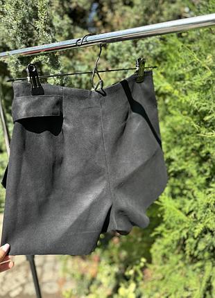 Елегантні замшеві спідниця-шорти zara