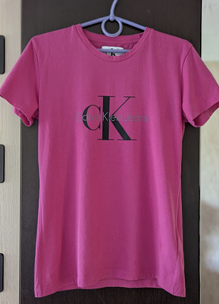 Футболка calvin klein jeans