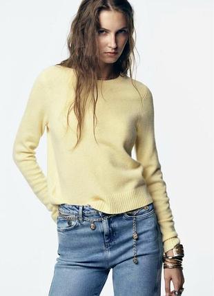 Жовтий светр зі 100% вовни zara