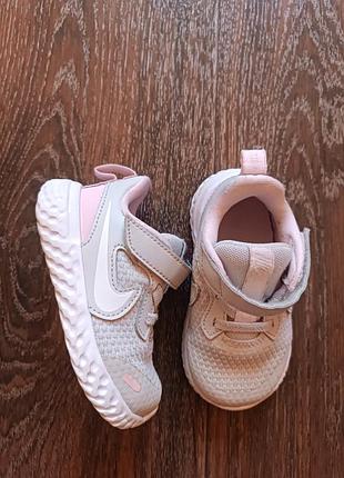 Кросівки nike
