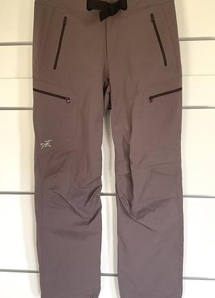 Женские брюки премиум бренда arc’teryx.