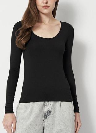 Чорний котоновий гольф лонгслів h&m з вирізом глибоким декольте