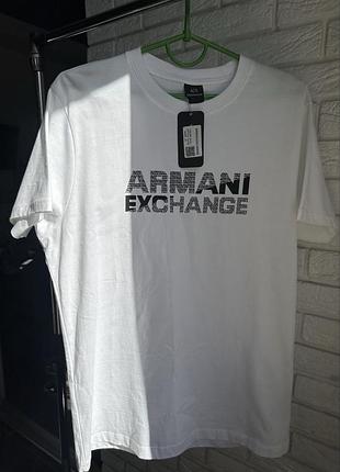 Чоловіча біла футболка armani exchange