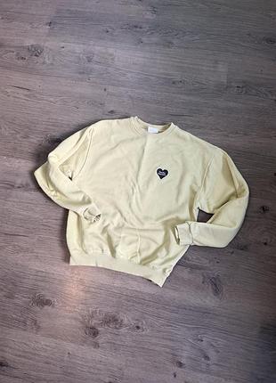 Світшот pull&bear жовто-гірчичного кольору розмір с