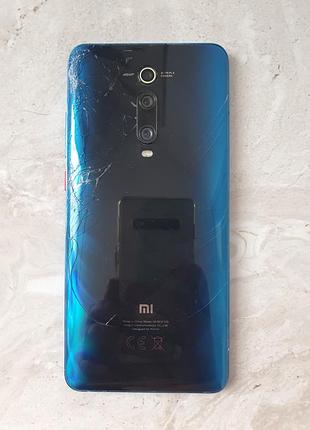 Xiaomi mi 9t 6/128 glacier blue на запчастини / неробочий (оригінальний amoled дисплей, камери)