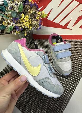 Оригінальні кросівки nike