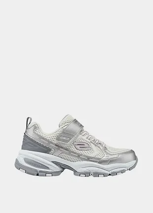 Оригінальні  кросівки skechers / стильні кросівки скечерс для дівчат