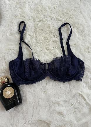 Красивий бюстгальтер boux