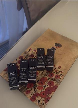Помада  для губ dior rouge dior couture colour lipstick frolar lip 999 оригінал червона