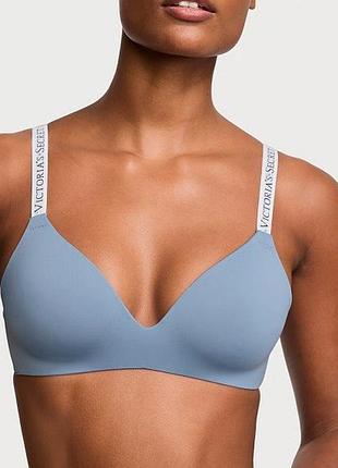 Бюстгалтер victoria's secret the t-shirt lightly lined wireless bra faded denim